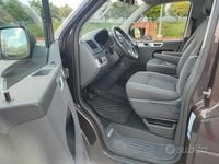 Usata VW Multivan 140 CV (102 kW) 2014 Marrone Monovolume