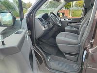 Usado VW T5 140 HP (102 kW) 2014 Castanho Van