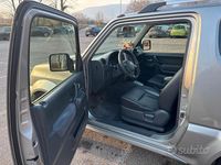 Usata Suzuki Jimny 2014 Grigio SUV