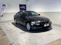 Usata BMW 320 Efficient Dynamics 184 CV (135 kW) 2010 Nero Coupé