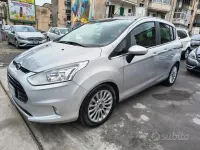 Usata Ford B-MAX 75 CV (55 kW) 2014 Grigio Monovolume