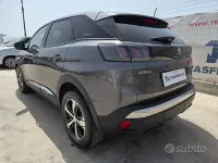 Usata Peugeot 3008 Allure 131 CV (96 kW) 2022 Grigio SUV