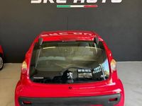 Usata Peugeot 107 Urban Move 68 CV (50 kW) 2008 Rosso Utilitaria