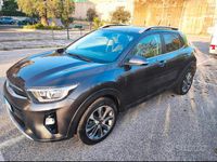 Usata Kia Stonic 110 CV (80 kW) 2017 Grigio SUV