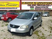 Usata VW Fox 75 CV (55 kW) 2006 Grigio Utilitaria