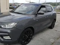 Usata SsangYong Tivoli 116 CV (85 kW) 2020 Grigio SUV