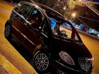 Usata Lancia Musa 120 CV (88 kW) 2008 Nero Monovolume