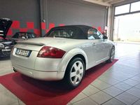 Usata Audi TT Roadster Ambiente 179 CV (131 kW) 2002 Grigio Cabrio