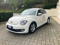 usata VW Maggiolino Maggiolino1.6 tdi Design 105cv