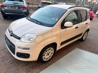 Usata Fiat Panda Lounge 70 CV (51 kW) 2014 Beige Utilitaria