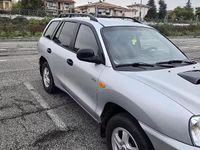 Usata Hyundai Santa Fe 112 CV (82 kW) 2002 Grigio SUV