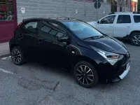Usata Toyota Aygo Connect Style 72 CV (52 kW) 2020 Nero Utilitaria