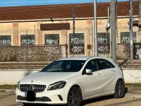 Usata Mercedes A160 90 CV (66 kW) 2015 Bianco Berlina