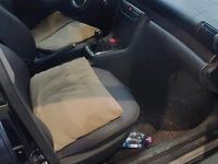 Usata Audi A4 110 CV (80 kW) 1999 Blu Station wagon