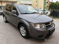 Usata Fiat Freemont 140 CV (102 kW) 2012 Grigio SUV