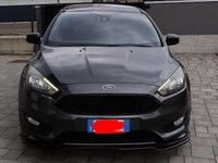 Usata Ford Focus ST-Line 150 CV (110 kW) 2016 Grigio Station wagon
