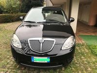 Usata Lancia Ypsilon 77 CV (56 kW) 2012 Nero Utilitaria