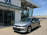 Nuova VW Golf VIII Edition 150 CV (110 kW) 2026 Dolomite silver metallizzato Station wagon