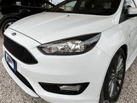 Usata Ford Focus ST-Line 120 CV (88 kW) 2018 Bianco Berlina