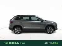 Usata Skoda Karoq Ambition 116 CV (85 kW) 2022 Grigio / pastello SUV