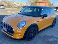Usata Mini ONE 74 CV (54 kW) 2017 Arancione Utilitaria