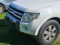 usata Mitsubishi Pajero 7posti