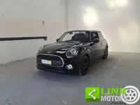Usata Mini ONE Essential 75 CV (55 kW) 2021 Nero Utilitaria