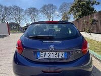 Usata Peugeot 208 Access 82 CV (60 kW) 2014 Lilla Utilitaria