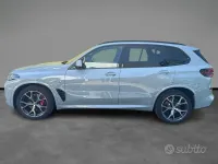 Usata BMW X5 M Sport 286 CV (210 kW) 2025 Grigio / metallizzato SUV