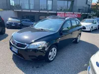 Usata Kia Ceed 90 CV (66 kW) 2013 Nero Utilitaria