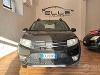 Usata Dacia Sandero Stepway 90 CV (66 kW) 2014 Nero Berlina