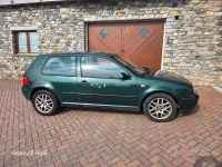 Usado VW Golf IV 105 CV (77 kW) 2003 Verde Utilitario