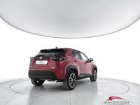 Usata Toyota Yaris Hybrid Lounge 92 CV (67 kW) 2021 Rosso