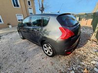 Usata Peugeot 3008 Premium 110 CV (80 kW) 2010 Grigio Station wagon