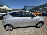 Usata Lancia Ypsilon Silver 95 CV (69 kW) 2012 Argento Utilitaria