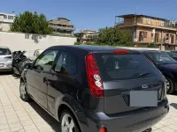 Usata Ford Fiesta Ghia 68 CV (50 kW) 2007 Utilitaria
