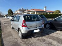 Usata Dacia Sandero 74 CV (54 kW) 2008 Argento Utilitaria