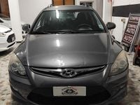 Usata Hyundai i30 Comfort 115 CV (84 kW) 2011 Grigio Station wagon
