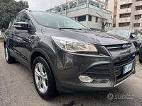Usata Ford Kuga Titanium 120 CV (88 kW) 2015 Grigio SUV
