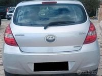 Usata Hyundai i20 Edition 75 CV (55 kW) 2011 Grigio Berlina