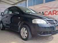 Usata VW Fox 75 CV (55 kW) 2006 Nero Utilitaria