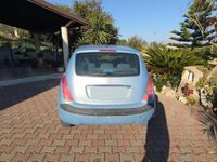 Usata Lancia Ypsilon 70 CV (51 kW) 2004 Utilitaria