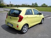 Usata Kia Picanto City 69 CV (50 kW) 2011 Verde Utilitaria