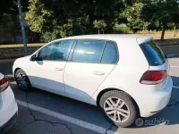 Usata VW Golf VI 105 CV (77 kW) 2010 Bianco Utilitaria