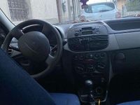 Usata Fiat Punto 80 CV (58 kW) 2000 Grigio Utilitaria