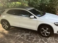 Usata Mercedes GLA200 136 CV (100 kW) 2018 Bianco SUV