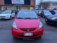 Usata Honda Jazz S 77 CV (56 kW) 2005 Rosso Utilitaria