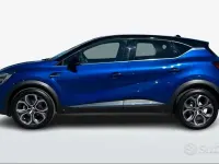 Usata Renault Captur Techno 101 CV (74 kW) 2023 Bluazzurro SUV