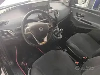 Usata Lancia Ypsilon Gold 69 CV (50 kW) 2014 Nero Utilitaria