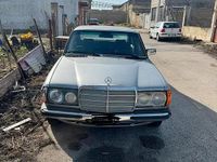 Usata Mercedes 240 1982 Grigio Berlina